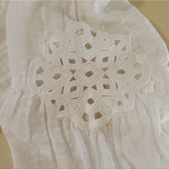 Max Studio Women's White Top with Lace Insert Balloon Sleeves - Picture 9 of 15